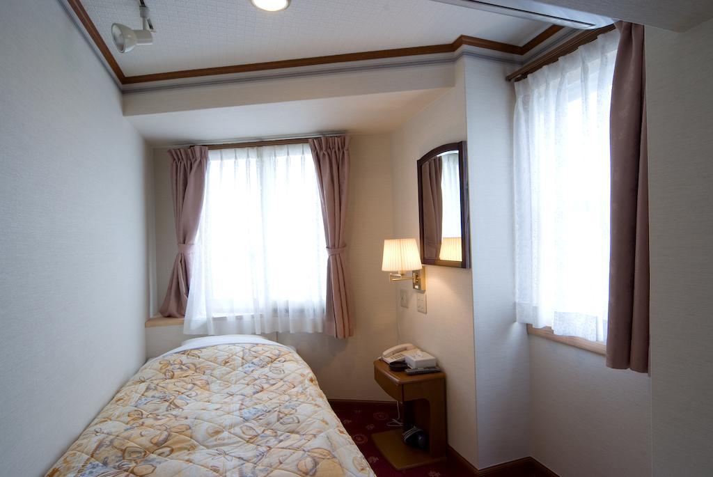 Beppu Station Hotel Room photo